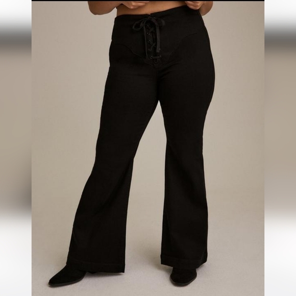torrid Denim - 💥Sale💥NWOT Torrid Black Festi Lace Up Flare High Rise Jean